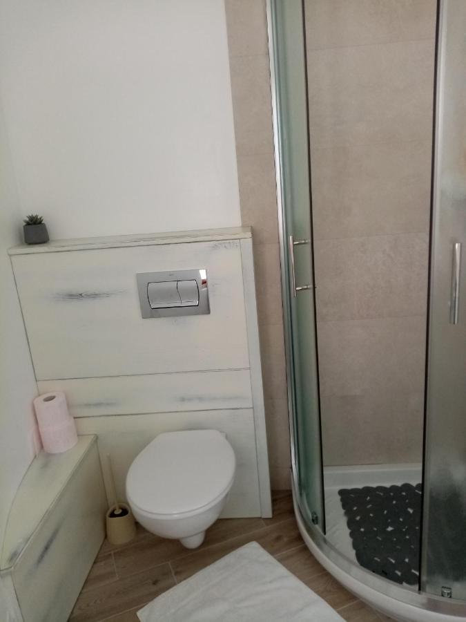 Rooms Serafin Мотовун Екстер'єр фото
