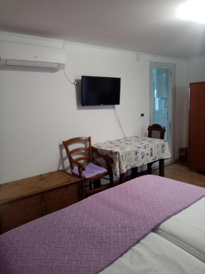 Rooms Serafin Мотовун Екстер'єр фото